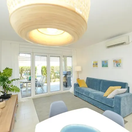 Ema Apartment *