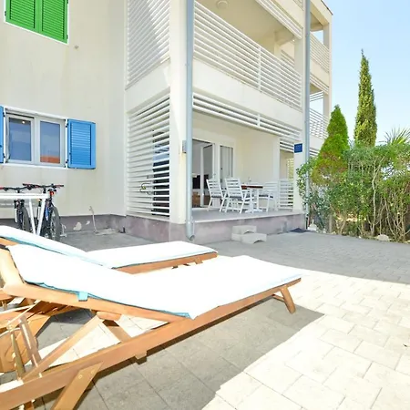 Ema Apartamento Dobropoljana